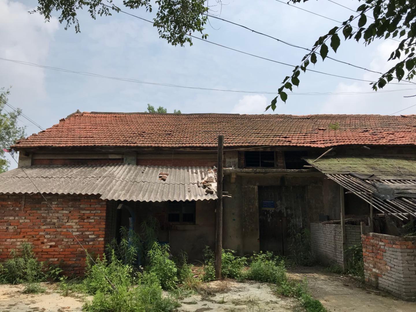 黄陂区-祁家湾街道 送店村送驾店 47号 150平